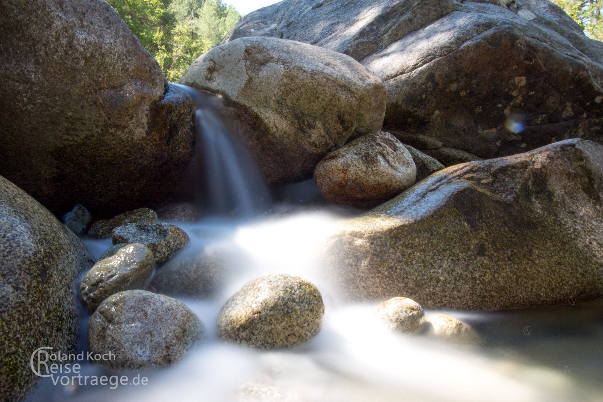 Korsika - Wasserfall im Restonicatal